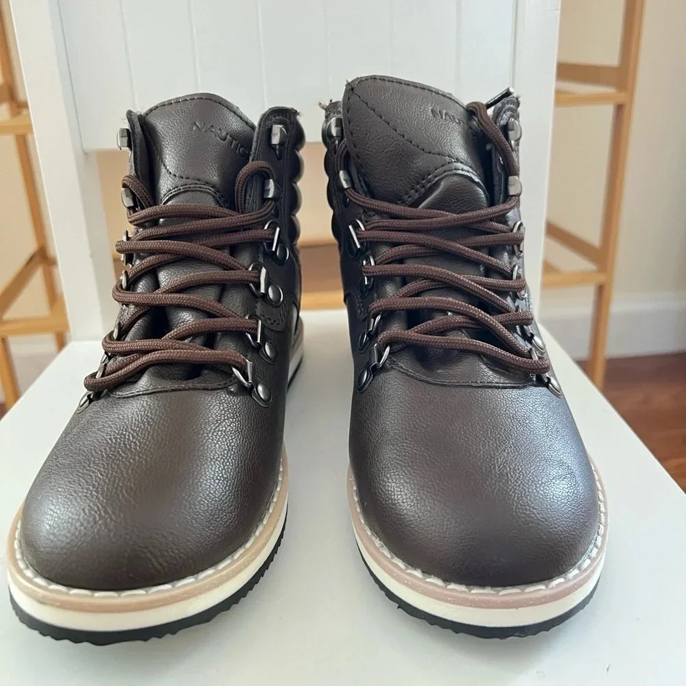 NAUTICA Alize Kids Ankle Chukka Boots Leather LaceUp Lug Sole sz Youth 3 Outdoor